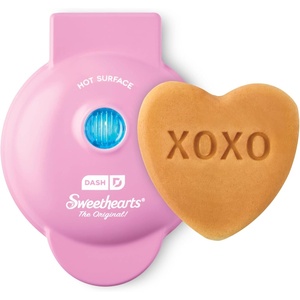 image:imagePeanuts x Dash Mini Waffle MakerPink Sweethearts XOXO